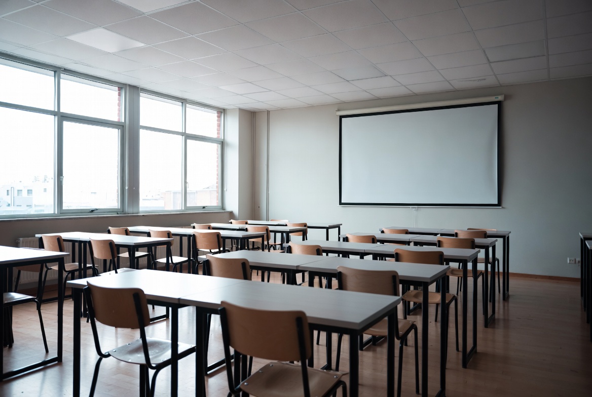 Far-UVC Cuts Classroom Infection Risk 91% | Airocide Systems Case Study
